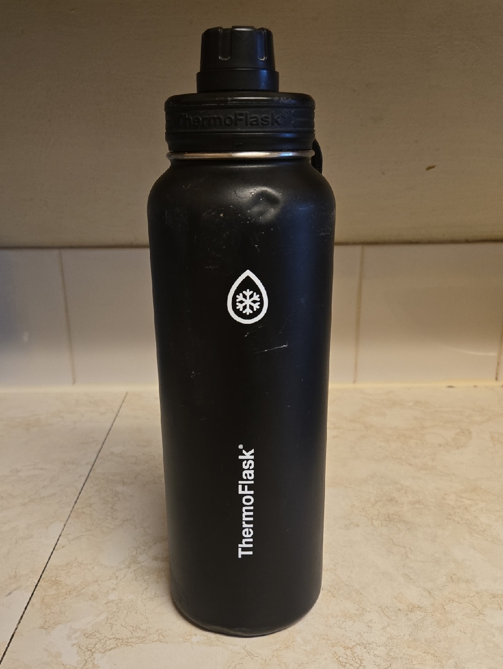 ThermoFlask 1.2L 40oz Black Stainless Steel Insulated Travel Water Bottle